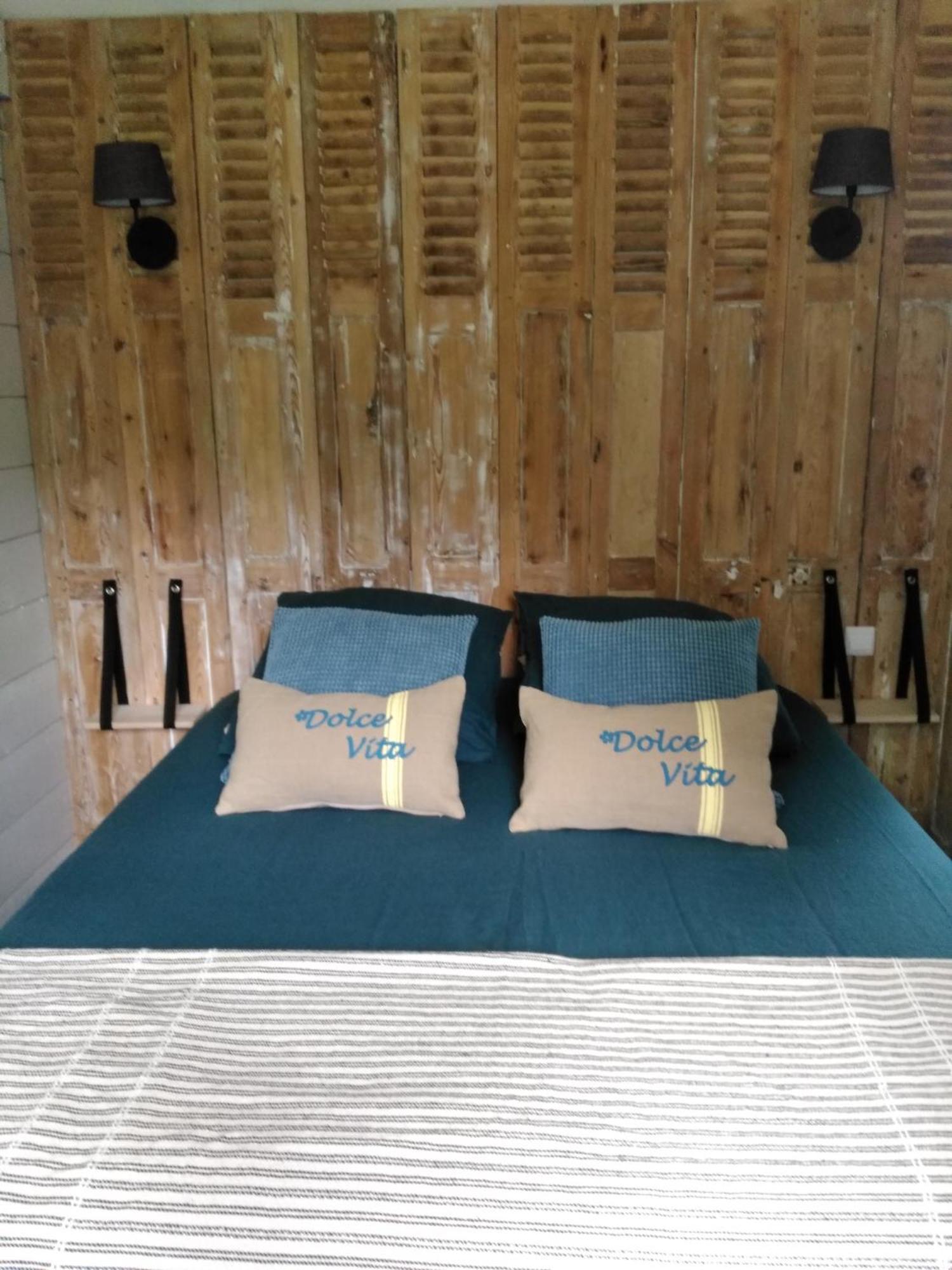Apartament O Grenier De L'Artiste Bazenville Zewnętrze zdjęcie
