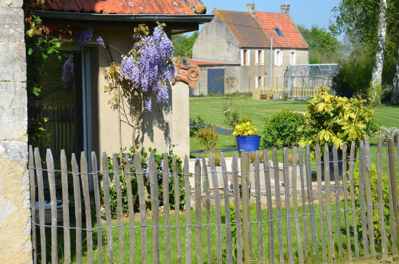 Apartament O Grenier De L'Artiste Bazenville Zewnętrze zdjęcie
