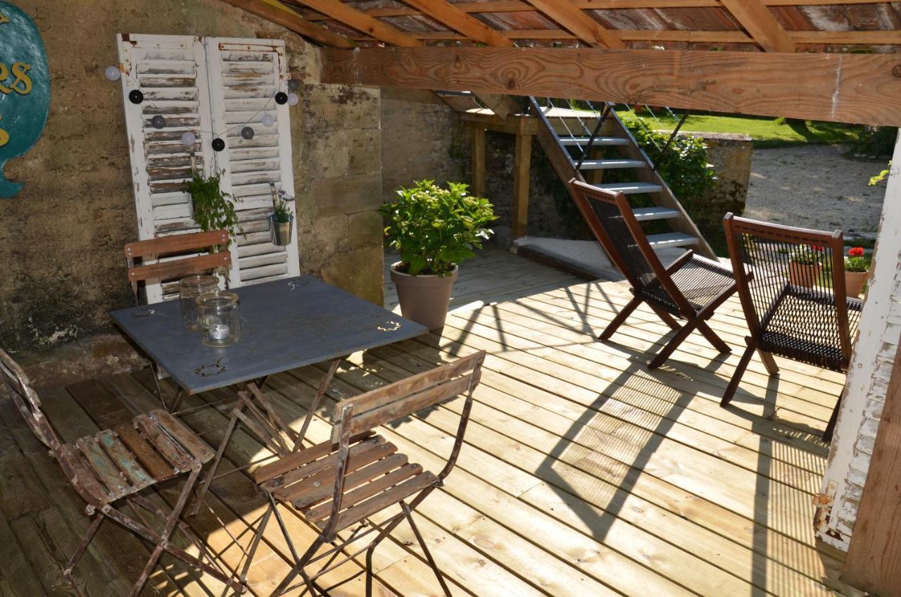Apartament O Grenier De L'Artiste Bazenville Zewnętrze zdjęcie